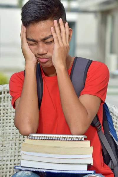 Endişeli Üniversitesi azınlık kişi