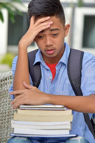 Triste Guapo Asiático Chico Estudiante Con Cuadernos —  Fotos de Stock