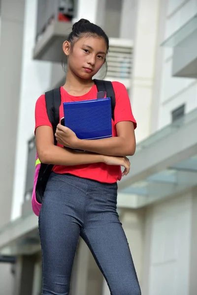 Beautiful Minority Female Student Posing — Stock Photo, Image