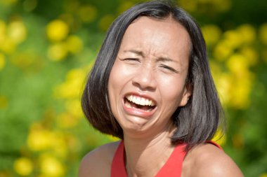 Güzel farklı erkek ağlıyor