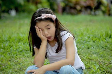 Esneme farklı bir kadın