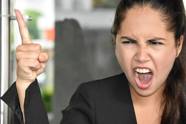 Kolumbianische Geschäftsfrau Und Wut Anzug — Stockfoto