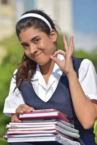 Persona Colombiana Católica Con Cuadernos — Foto de Stock