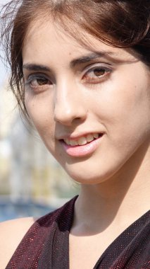 Mutlu çekici farklı kişi