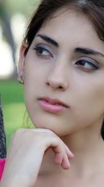 Düşünme Çekici Latina Kadın