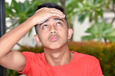 Çeşitli genç erkek ve hafıza kaybı