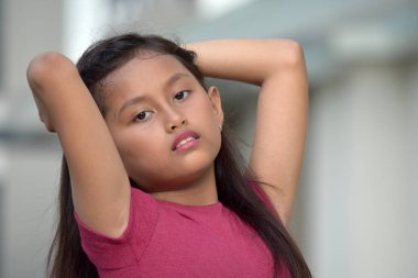 Güzel azınlık çocuk dans