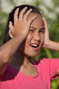 Stresli bir genç kız