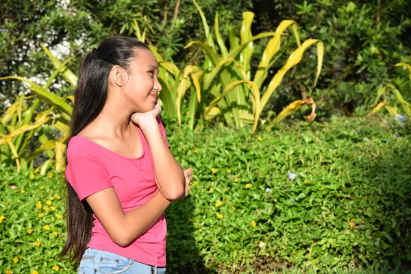 Youthful Minority Girl Wondering — Stock Photo, Image