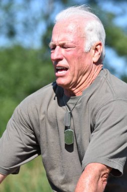 Endişeli Gazi Asker Egzersiz