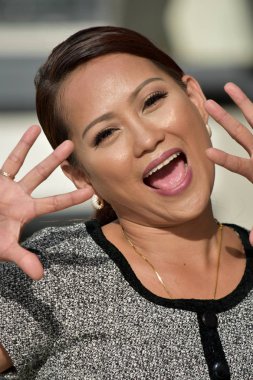 Asya Yetişkin kadın şaşırttı