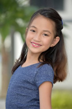 Mutlu genç azınlık kişi