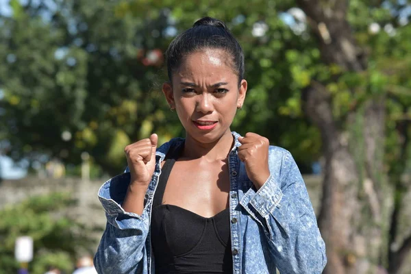 Bir Kadın ve Endişe