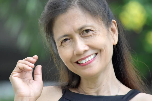 Female Senior Portrait — Stock Photo, Image