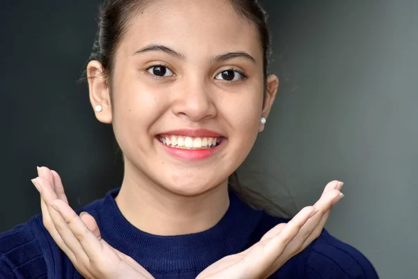 Sorprendido Joven Diversa Persona —  Fotos de Stock