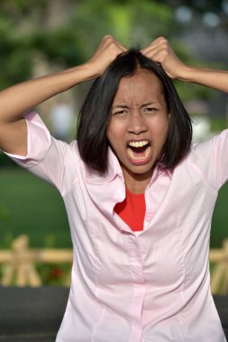 Bir Kadın ve Endişe