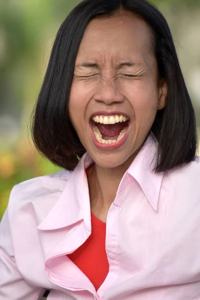 Jugendliche Asiatische Weibchen Unter Stress — Stockfoto