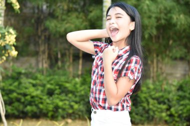 Çok farklı erkek gülüyor