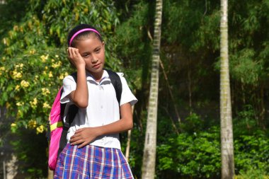 Bir endişe verici kız öğrenci