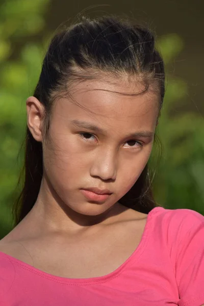 Infeliz Jovem Filipina Juvenil — Fotografia de Stock