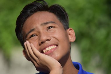 Bir endişe verici çocuk gençlik