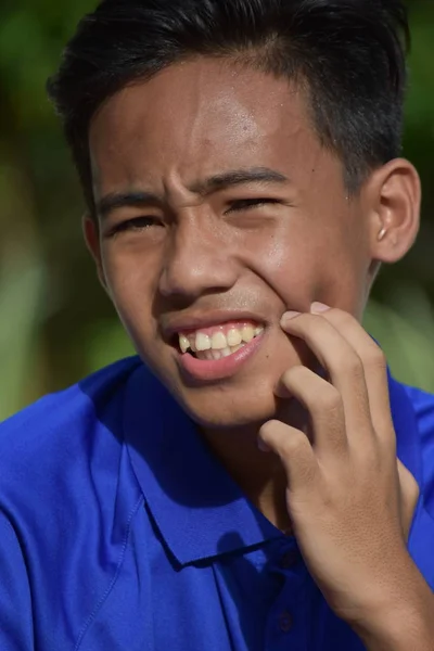 Juventude Minoritária Com Dor Dente — Fotografia de Stock