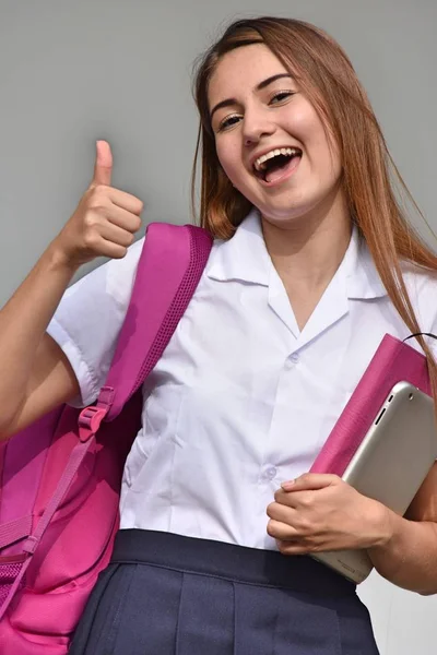 Escola Colombiana Católica Menina Com Polegares Para Cima Vestindo Saia — Fotografia de Stock