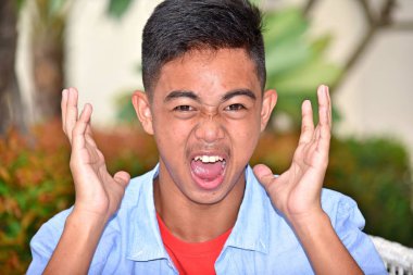 Azınlık erkek stres altında