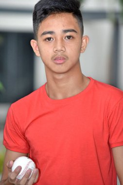 Ciddi uygun Asya kişi