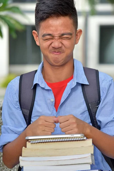 Een Gestresste Mannelijke Student — Stockfoto