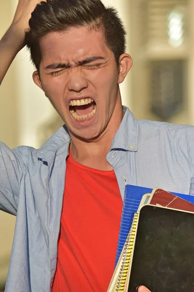 Universiteitsstudent Minderheid Jongen Angst Met Boeken — Stockfoto