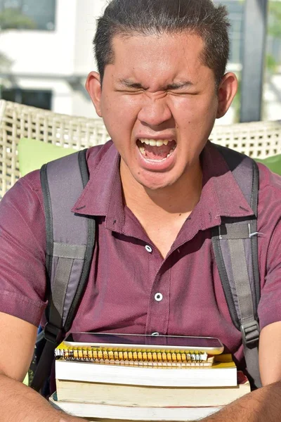 Asiatisch Männlich Student Unter Stress — Stockfoto