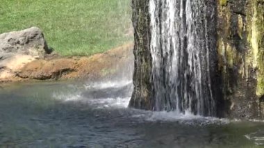 Doğal Şelale veya Şelale