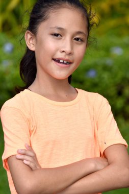 Asyalı Kız Ve Güven