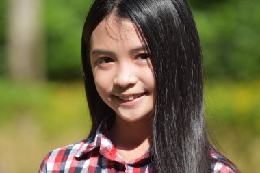 Gülümseyen bir farklı erkek