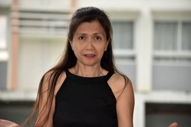 Duygusuz Emekli Bir Kişi