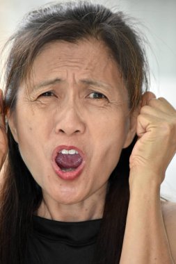 Stresli bir kadın kıdemli