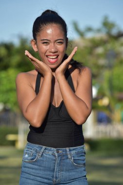 Sürpriz Güzel Asya Yetişkin Kadın