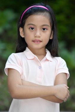 Kendine güvenen bir kadın ergen