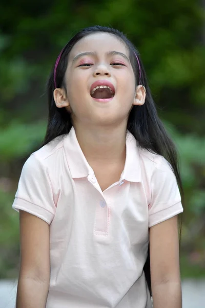 Menina criança sob estresse — Fotografia de Stock