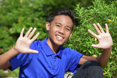 Bir Sürpriz Asyalı Erkek