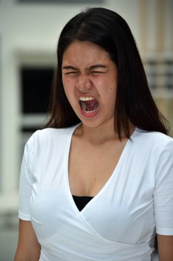 Stresli bir çeşitli kadın