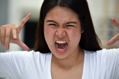 Korkunç Genç Çeşitli Kadın Kadın