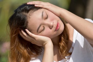 Bir Kadın Ve Ağrı