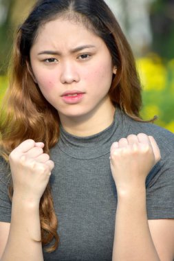 Mad Beautiful Çeşitli Kadın