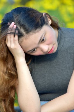 Güzel Filipinli Kadın Ve Endişe