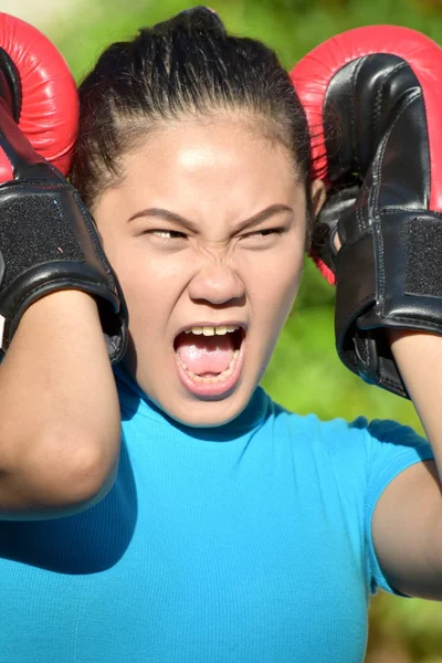 Filipina Female Athlete And Anxiety Wearing Boxing Gloves — Stock Photo, Image