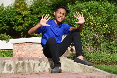 Bir Sürpriz Genç Boy