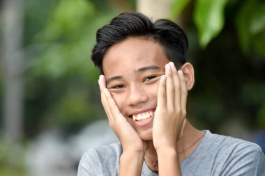 Şaşırmış Azınlık Kişisi