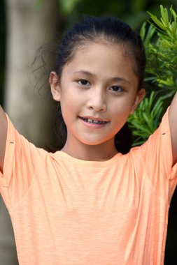 Dost Bir Genç Genç